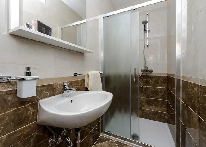 Rose - With Terrace Apartamento *