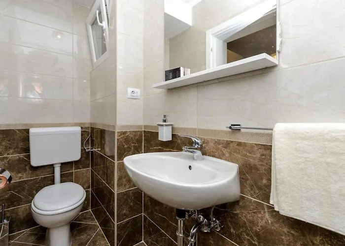 Rose - With Terrace Apartamento Molunat